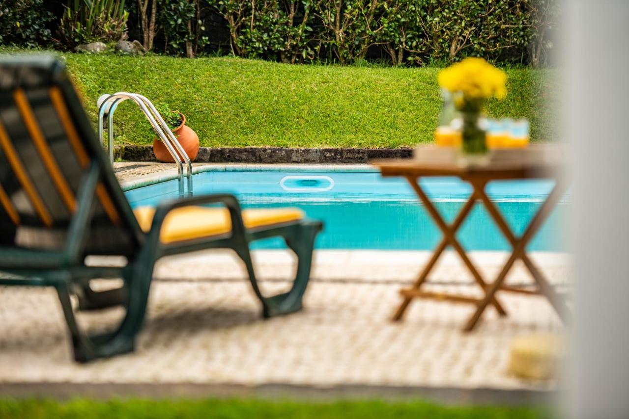 Casa Do Pinheiro With Shared Swimming Pool Açores Exterior foto