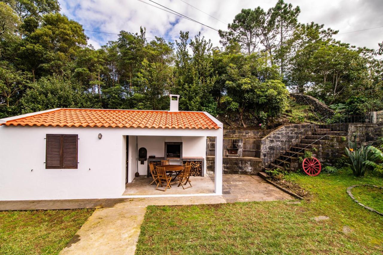 Casa Do Pinheiro With Shared Swimming Pool Açores Exterior foto